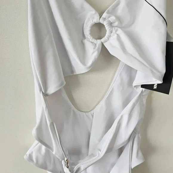 Fashion Nove Island Getaway One Piece Swimsuit - White/Gold 3X - Picture 5 of 9